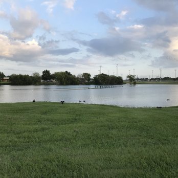 Crenshaw Park - Parks Near Me - Pasadena, Texas
