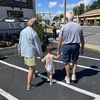 Brickhouse Tavern - Mom & Dad - Burgers Near Me - Indian Orchard, Massachusetts Brickhouse Tavern - Mom & Dad - Burgers Near Me - Indian Orchard, Massachusetts