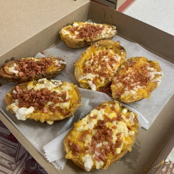 The Wurlitzer Pizza - Vegan potato skins - Pizza Near Me - North Tonawanda, New York The Wurlitzer Pizza - Vegan potato skins - Pizza Near Me - North Tonawanda, New York