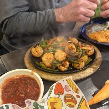 Mi Cozumel - Shrimp fajitas - Seafood Near Me - Newport, Kentucky