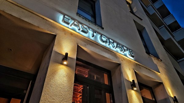 EAST GRAPE - Wein Events by null