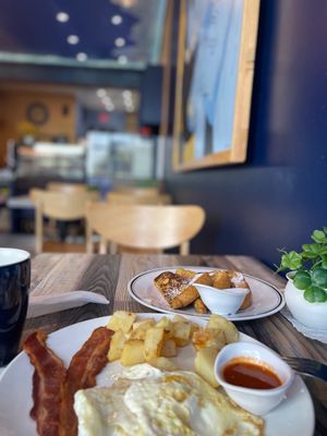 Blue Elephant Café by null