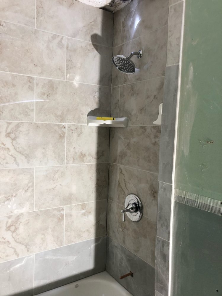 Slide of Leonel Construction Services