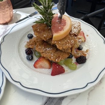 Sweet Maple - Chicken croffle - Breakfast & Brunch Near Me - Cupertino, California Sweet Maple - Chicken croffle - Breakfast & Brunch Near Me - Cupertino, California