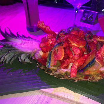 77 Degrees Rooftop - El Loco Pineapple - Lounges Near Me - Houston, Texas