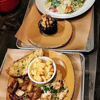 Urban Plates - Salmon Cesar salad, Striped Sea bass w/ potato and Mac N Cheese, Chocolate peanut butter cupcake - Salad Near Me - Pasadena, California Urban Plates - Salmon Cesar salad, Striped Sea bass w/ potato and Mac N Cheese, Chocolate peanut butter cupcake - Salad Near Me - Pasadena, California