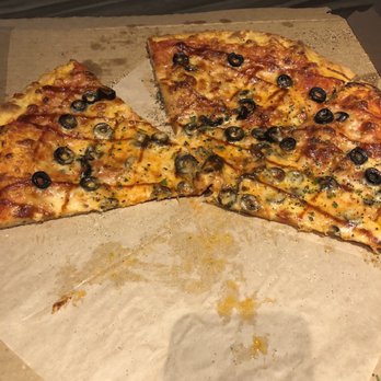 Bob's Pizza - Olive, garlic and Bobs hot sauce - Pizza Near Me - Chicago, Illinois Bob's Pizza - Olive, garlic and Bobs hot sauce - Pizza Near Me - Chicago, Illinois