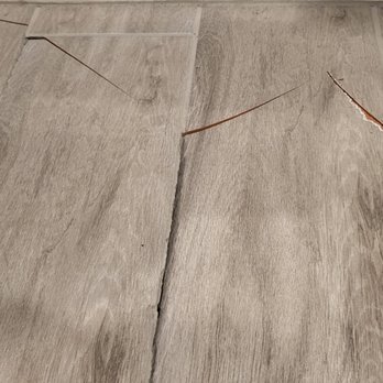 Tri Pointe Homes - Cracked tiles - Home Developers Near Me - Las Vegas, Nevada Tri Pointe Homes - Cracked tiles - Home Developers Near Me - Las Vegas, Nevada