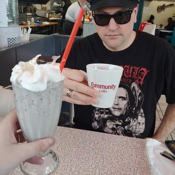 The Diner on Abercorn - Classic coffee & retro milkshake - American Near Me - Vernonburg, Georgia
