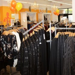 Jeans and a Cute Top Shop - New deliveries daily!  Our fast fashion is always changing!