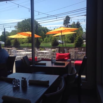 Hecks - Avon - Patio - New American Near Me - Avon, Ohio