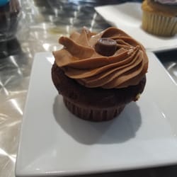Monkey Cakes - Rollo cupcake.. chocolate cake filled with caramel and chocolate frosting on top