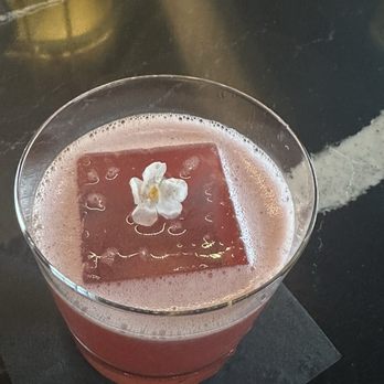 Wren - Cocktail Bars Near Me - Tysons, Virginia Wren - Cocktail Bars Near Me - Tysons, Virginia