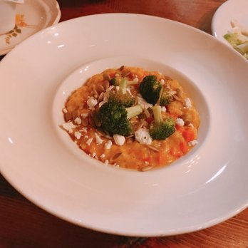 Krafty Kitchen + Bar - Canadian (New) Near Me - Kelowna, British Columbia