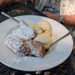 Riverside Cafe - Fried peaches and ice cream.