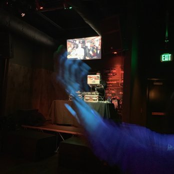 Lucky Strike Honolulu - Love that they have a DJ!!! - Arcades Near Me - Honolulu, Hawaii