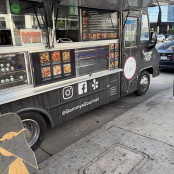 Gemmy’s Gourmet - Food Trucks Near Me - Los Angeles, California Gemmy’s Gourmet - Food Trucks Near Me - Los Angeles, California