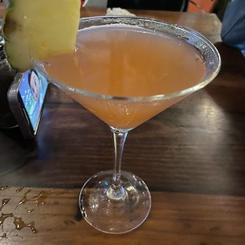 Bahama Breeze - Pineapple coconut martini - Seafood Near Me - Cherry Hill, New Jersey Bahama Breeze - Pineapple coconut martini - Seafood Near Me - Cherry Hill, New Jersey