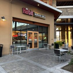 Habit Burger & Grill - Entrance