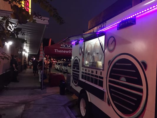 Boombox Taco (Food Truck) by null