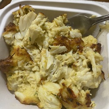 Box Hill Crab Cakes - Lump Crabmeat - Pizza Near Me - Abingdon, Maryland