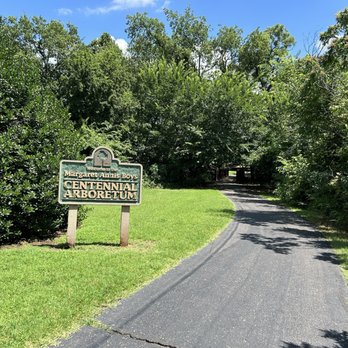 Bickham-Rudkin Park - Entrance to Arboretum - Parks Near Me - Edmond, Oklahoma Bickham-Rudkin Park - Entrance to Arboretum - Parks Near Me - Edmond, Oklahoma