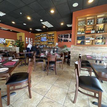 Robiolina Amore - Inside - Italian Near Me - Edgewater, Maryland