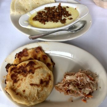 Mariachi Restaurant - Pupusas Queso Fundido Con Chorizo - Mexican Near Me - Rehoboth Beach, Delaware Mariachi Restaurant - Pupusas Queso Fundido Con Chorizo - Mexican Near Me - Rehoboth Beach, Delaware