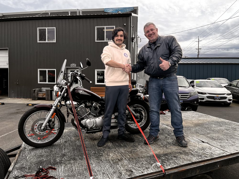 CREATIVE CREDIT AUTO SALES 4045 State St, Salem, Oregon Car Dealers