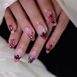 Y2 Nail Salon