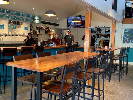 Side Gate Brewery & Beer Garden by null