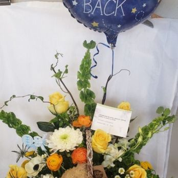 Flower Lady - New baby flower arrangement - Florists Near Me - Virginia Beach, Virginia