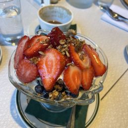 Greek parfait Greek parfait