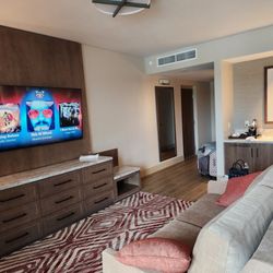 Seminole Brighton Bay Hotel & Casino - Sleeper sofa