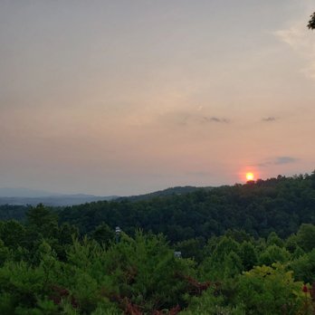 Deer Ridge Mountain Resort - Sunset from the sundeck - Resorts Near Me - Gatlinburg, Tennessee Deer Ridge Mountain Resort - Sunset from the sundeck - Resorts Near Me - Gatlinburg, Tennessee