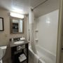 Photo of Holiday Inn Express Knadle Hall