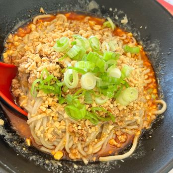 Bobee 5 - Dan Dan noodles - Coffee & Tea Near Me - Rowland Heights, California