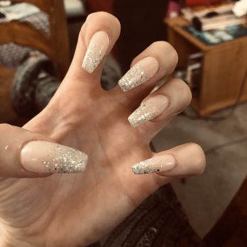 Unique Nails & Spa Salon - Full set by Terri - Nail Salons Near Me - Burbank, California