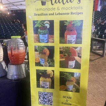 Lalas Lemonade And Mocktails - Lala's advertisement sign - Food Trucks Near Me Lalas Lemonade And Mocktails - Lala's advertisement sign - Food Trucks Near Me