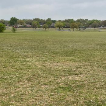 Chapel Park - Back view of the park. Vehicle is near the parking area of the park. - Parks Near Me - Waco, Texas Chapel Park - Back view of the park. Vehicle is near the parking area of the park. - Parks Near Me - Waco, Texas