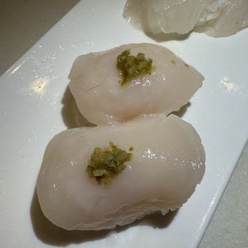 Sushi Noguchi - Hotate (Hokkaido scallop) - Sushi Bars Near Me - Yorba Linda, California Sushi Noguchi - Hotate (Hokkaido scallop) - Sushi Bars Near Me - Yorba Linda, California