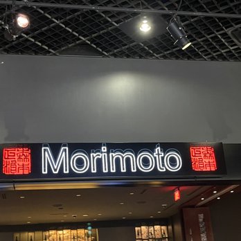 MGM Grand - Inside eatery - Hotels Near Me - Las Vegas, Nevada MGM Grand - Inside eatery - Hotels Near Me - Las Vegas, Nevada