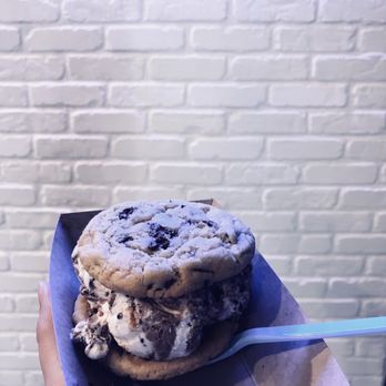 The Baked Bear - Chocolate chip cookies with S'mores ice cream - Ice Cream & Frozen Yogurt Near Me - The Colony, Texas The Baked Bear - Chocolate chip cookies with S'mores ice cream - Ice Cream & Frozen Yogurt Near Me - The Colony, Texas