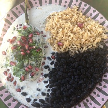 3 Hermanas - Chiles en Nogada - Mexican Near Me - Sacramento, California