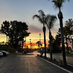 Rancho California Rv Resort Owners Association - Beautiful sunset from the clubhouse