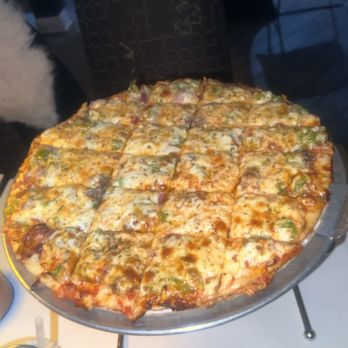 Smoke's Bistro - Seafood Near Me - Chicago, Illinois