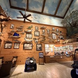 Bass Pro Shops