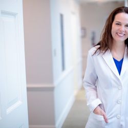Nicole Barrineau, DDS