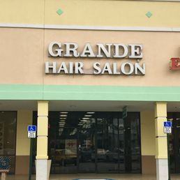 Located in the plaza at Kendall Drive & 107th Ave. - between JCPenney and Publix. Located in the plaza at Kendall Drive & 107th Ave. - between JCPenney and Publix.