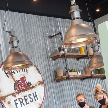 First Watch - Decor - Breakfast & Brunch Near Me - Jacksonville, Florida
